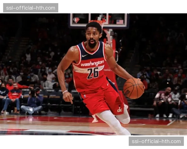 广厦男篮官宣签约大外援马利克·威廉姆斯，已抵达杭州合练